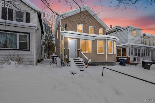 811 Avery Ave, Syracuse, NY, 13204-1505 | Card Image