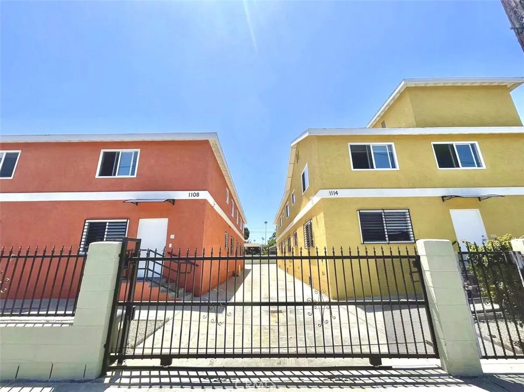 Residential Lease in Los Angeles