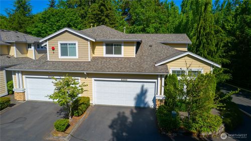 8350 Ne 140th St, Kirkland, WA, 98034-9707 | Card Image