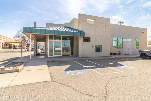 815 W Broadway, Farmington, NM, 87401-7308 | Card Image