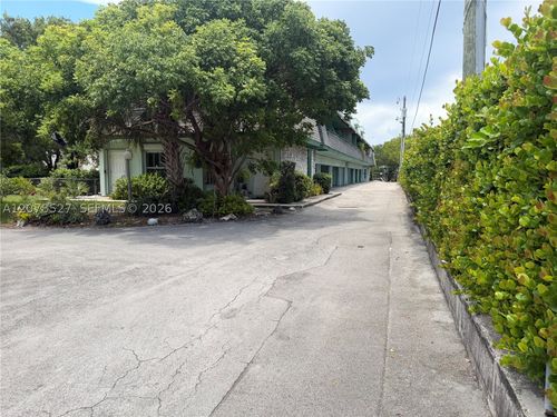 12-701 S Royal Poinciana Blvd, Miami Springs, FL, 33166-7323 | Card Image