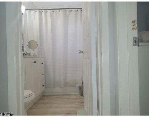 401 Us Highway 22, North Plainfield, NJ, 07060-3805 | Card Image