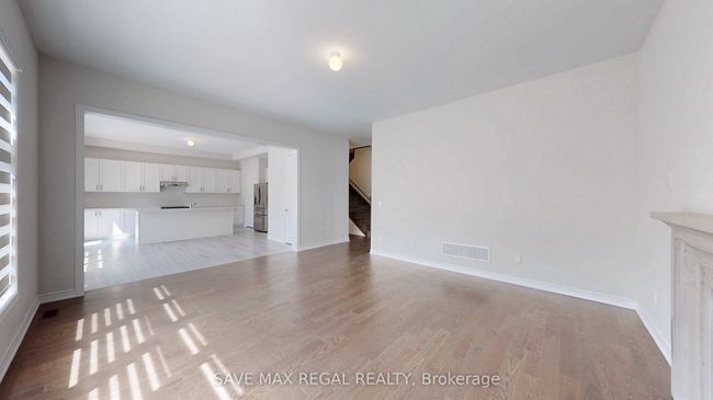 4 Rail Trail Crt, House other with 5 bedrooms, 4 bathrooms and 4 parking in Sutton West ON | Image 6