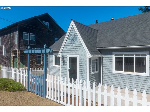 873 Sw 8th St, LincolnCity, OR, 97367 | Card Image