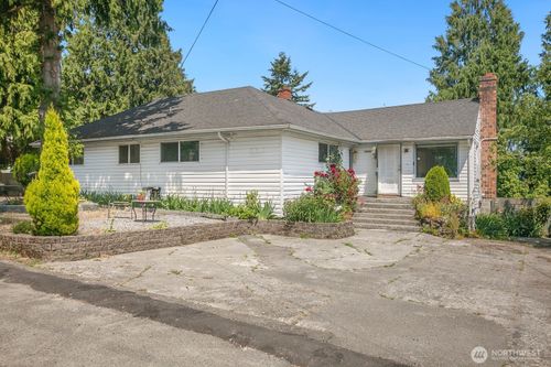 15222 37th Pl S, Tukwila, WA, 98188-2203 | Card Image