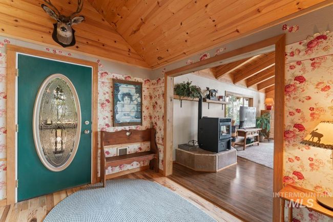 739 S Main St, House other with 3 bedrooms, 1 bathrooms and 1 parking in Cascade ID | Image 8