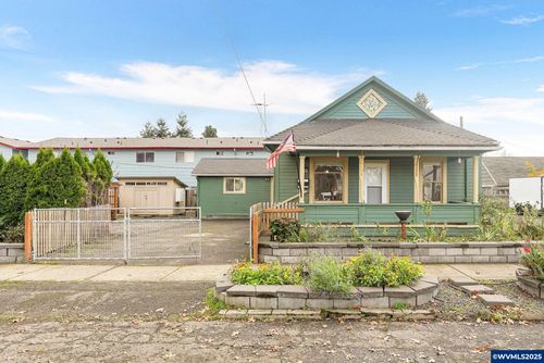 165 Se Clay St, Dallas, OR, 97338-2804 | Card Image