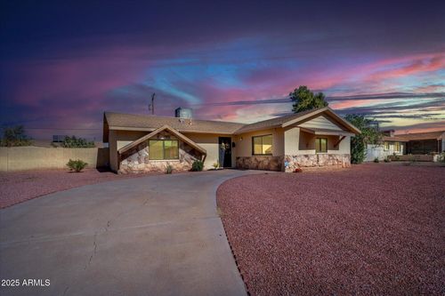 6148 W Flower St, Phoenix, AZ, 85033-5317 | Card Image
