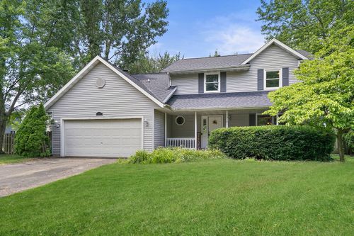 219 N Nina St, Cortland, IL, 60112-4138 | Card Image