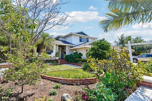 6792 Reefton, Cypress, CA, 90630 | Card Image