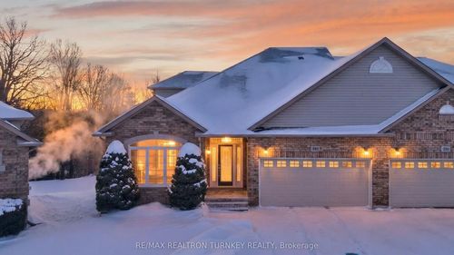 440 Morley Cook Cres, Newmarket, ON, L3X2M3 | Card Image