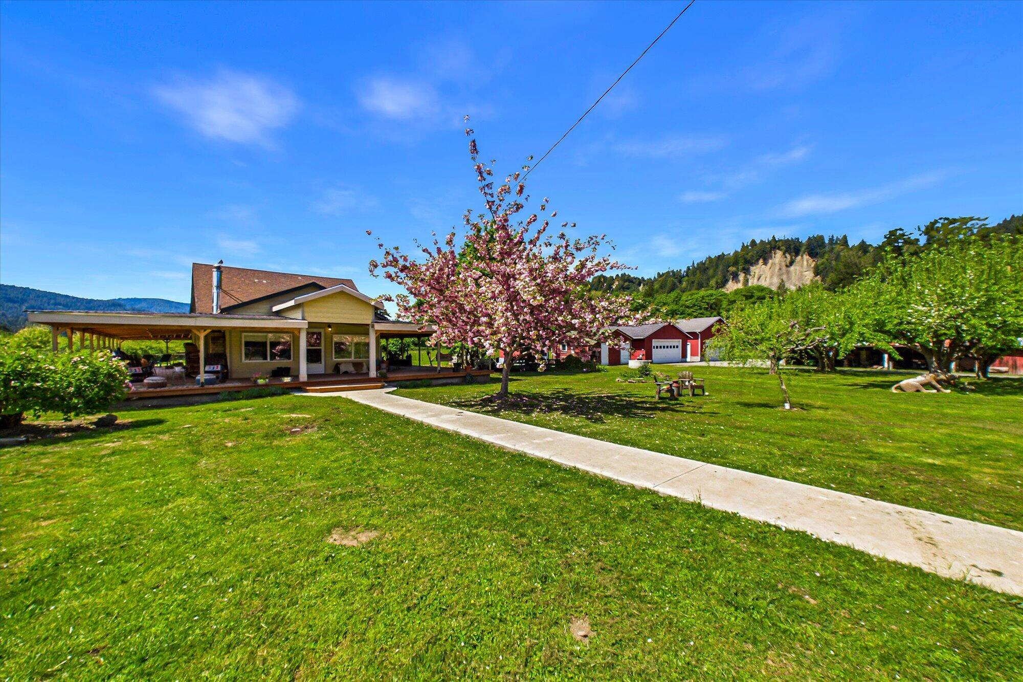 Residential in Redcrest 2