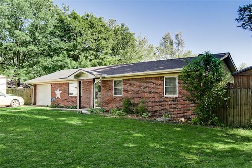 331 Willow Ave, Farmington, AR, 72730-2609 | Card Image