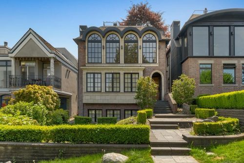 4588 W 2nd Ave, Vancouver, BC, V6R1K9 | Card Image