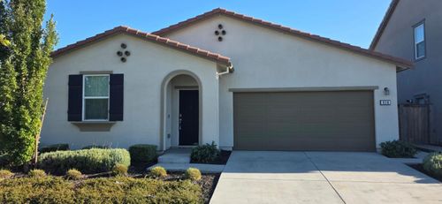 816 Loon St, Lathrop, CA, 95330-8046 | Card Image