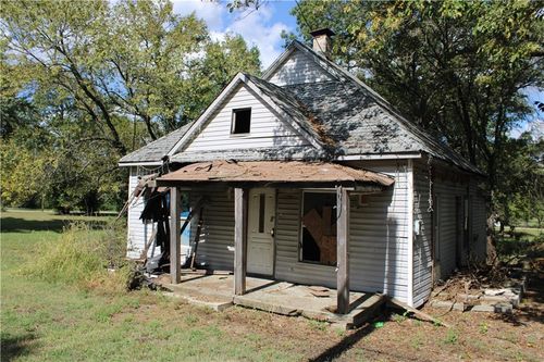 414 W Perry St, Mulberry, KS, 66756-4152 | Card Image