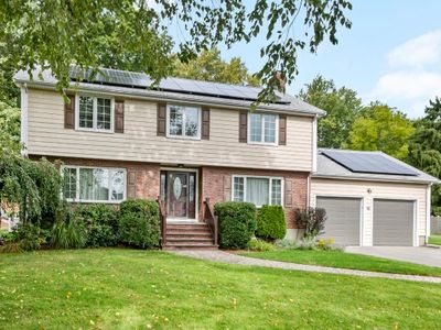 78 Rosewood Drive, House other with 3 bedrooms, 2 bathrooms and 6 parking in Waltham MA | Image 1