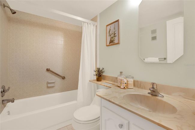 Guest Bathroom | Image 33