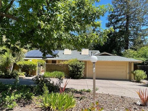 843 Sonoma Ter, Stanford, CA, 94305-1024 | Card Image