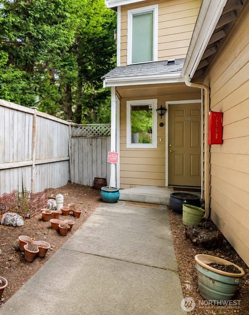 1426 S 308th Ln, Federal Way, WA, 98003-4787 | Card Image