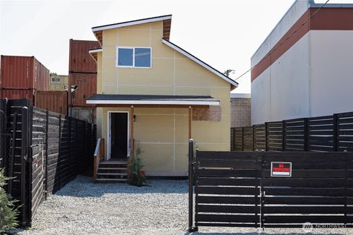 719 S Riverside Drive, Seattle, WA, 98108 | Card Image