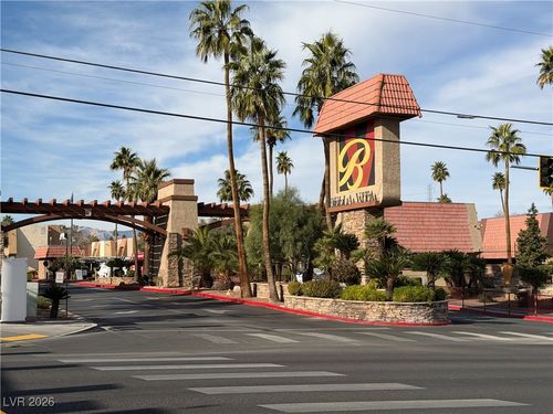 unit-274-5240 Indian River Dr, Las Vegas, NV, 89103-7443 | Card Image