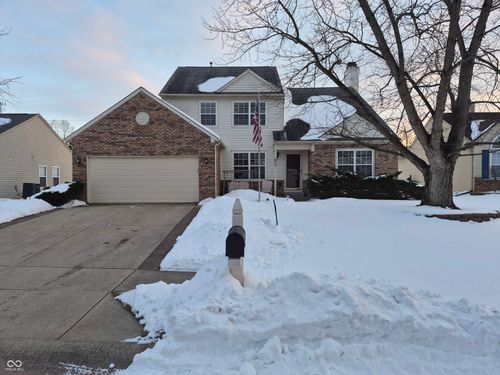 10629 Simsbury Ct, Indianapolis, IN, 46236-7001 | Card Image