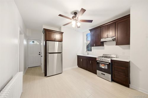 40 Yonkers Ave, Yonkers, NY, 10701-6683 | Card Image