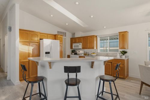 303 Mark Way, Napa, CA, 94558 | Card Image