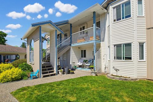 34-45435 Knight Rd, Chilliwack, BC, V2R3E8 | Card Image