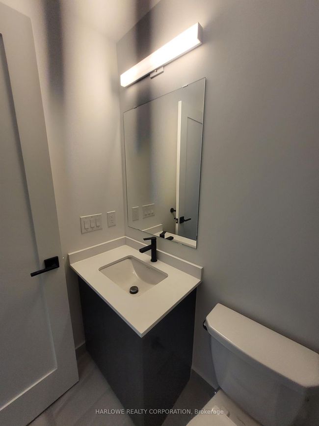 413 - 2369 Danforth Ave, Condo with 2 bedrooms, 2 bathrooms and 1 parking in Toronto ON | Image 11