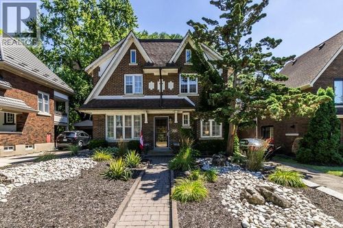 97 Union Blvd, Kitchener, ON, N2G2K3 | Card Image
