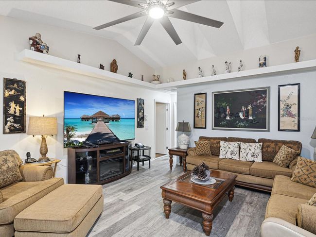 D - 8158 Sturbridge Ct, Condo with 2 bedrooms, 2 bathrooms and null parking in Weeki Wachee FL | Image 8