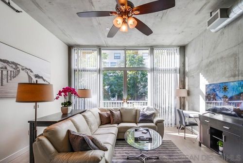 205-1025 Island Ave, San Diego, CA, 92101-6835 | Card Image