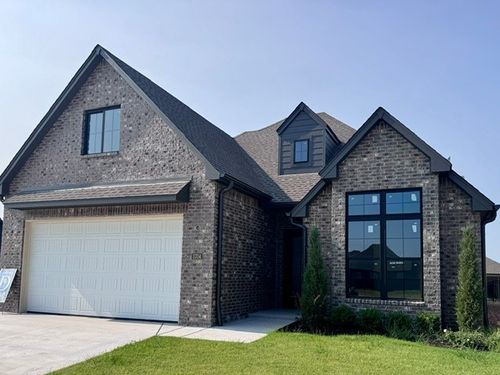 3704 W Laredo St, Broken Arrow, OK, 74012-8030 | Card Image