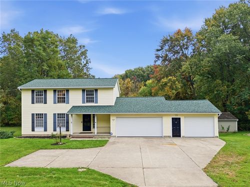 36185 Butternut Ridge Rd, North Ridgeville, OH, 44039-8521 | Card Image