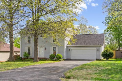 1211 Bark Ridge Cir, Hopkinsville, KY, 42240-5195 | Card Image