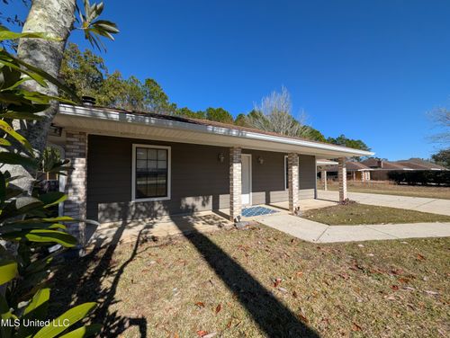 413 Old Spanish Trl, Waveland, MS, 39576-2514 | Card Image