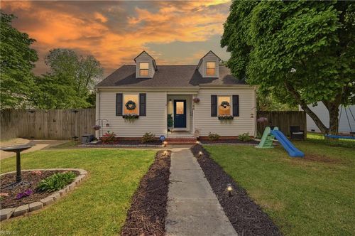 165 Rodman Road, Norfolk, VA, 23503 | Card Image