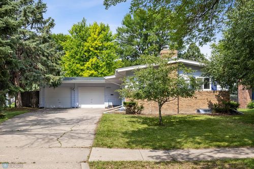 2309 9th St S, Fargo, ND, 58103-5306 | Card Image