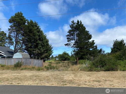 508 Point Brown Ave Ne, Ocean Shores, WA, 98569-9726 | Card Image