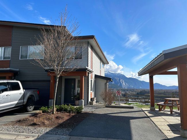 6 - 41365 Skyridge Place, Townhouse with 3 bedrooms, 2 bathrooms and 2 parking in Squamish BC | Image 32