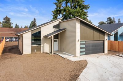 909 104th Street Ct S, House other with 3 bedrooms, 2 bathrooms and 2 parking in Tacoma WA | Image 1