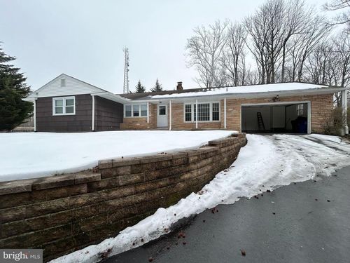 949 Us Highway Route 206, BORDENTOWN, NJ, 08505 | Card Image