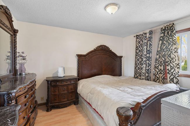 4421 Cinnamon Ridge Cir, Home with 3 bedrooms, 2 bathrooms and null parking in Eagan MN | Image 9