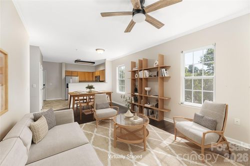 331 Appeldoorn Cir, Asheville, NC, 28803-6106 | Card Image