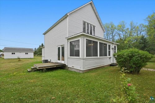 324 98th Ave W, Duluth, MN, 55808-2007 | Card Image