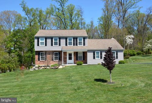 415 Pine Creek Rd, Exton, PA, 19341-1432 | Card Image