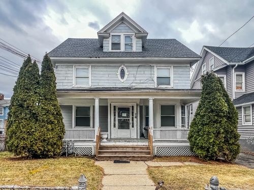 28 Chestnut St, Norwalk, CT, 06854-5900 | Card Image