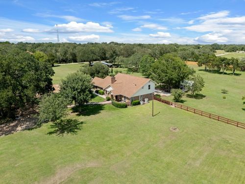 275 Saegert Rd, Paige, TX, 78659-4939 | Card Image